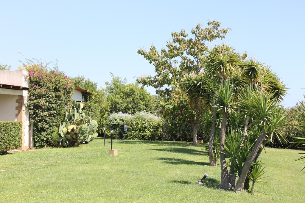 Valle Di Mare Country Resort Fontane Bianche Ngoại thất bức ảnh